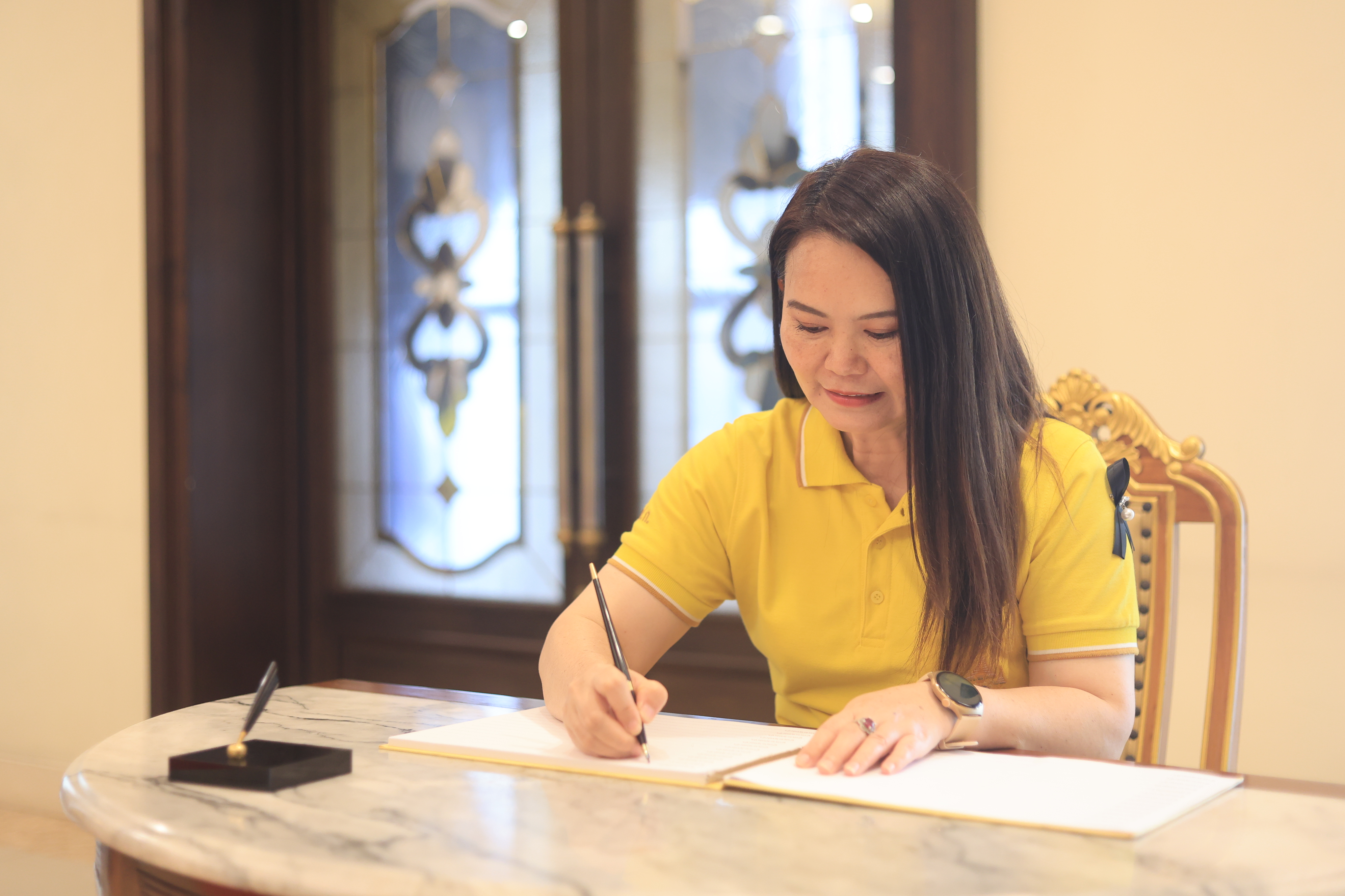 title - ส.ป.ก. ร่วมเฝ้ารับเสด็จฯ พระบาทสมเด็จพระเจ้าอยู่หัว และ สมเด็จพระนางเจ้า ฯ พระบรมราชินี เนื่องในโอกาสเสด็จพระราชดำเนินไปในการ พระราชพิธีเฉลิมพระชนมพรรษา 28 กรกฎาคม 2569